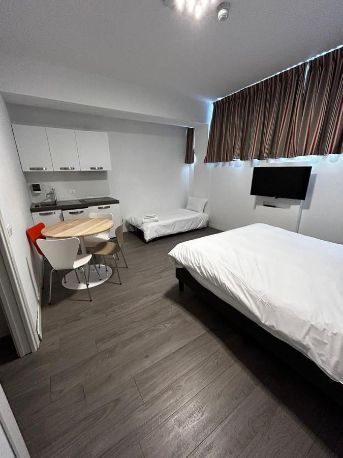 Fasthotel Linate เซกราเต ภายนอก รูปภาพ