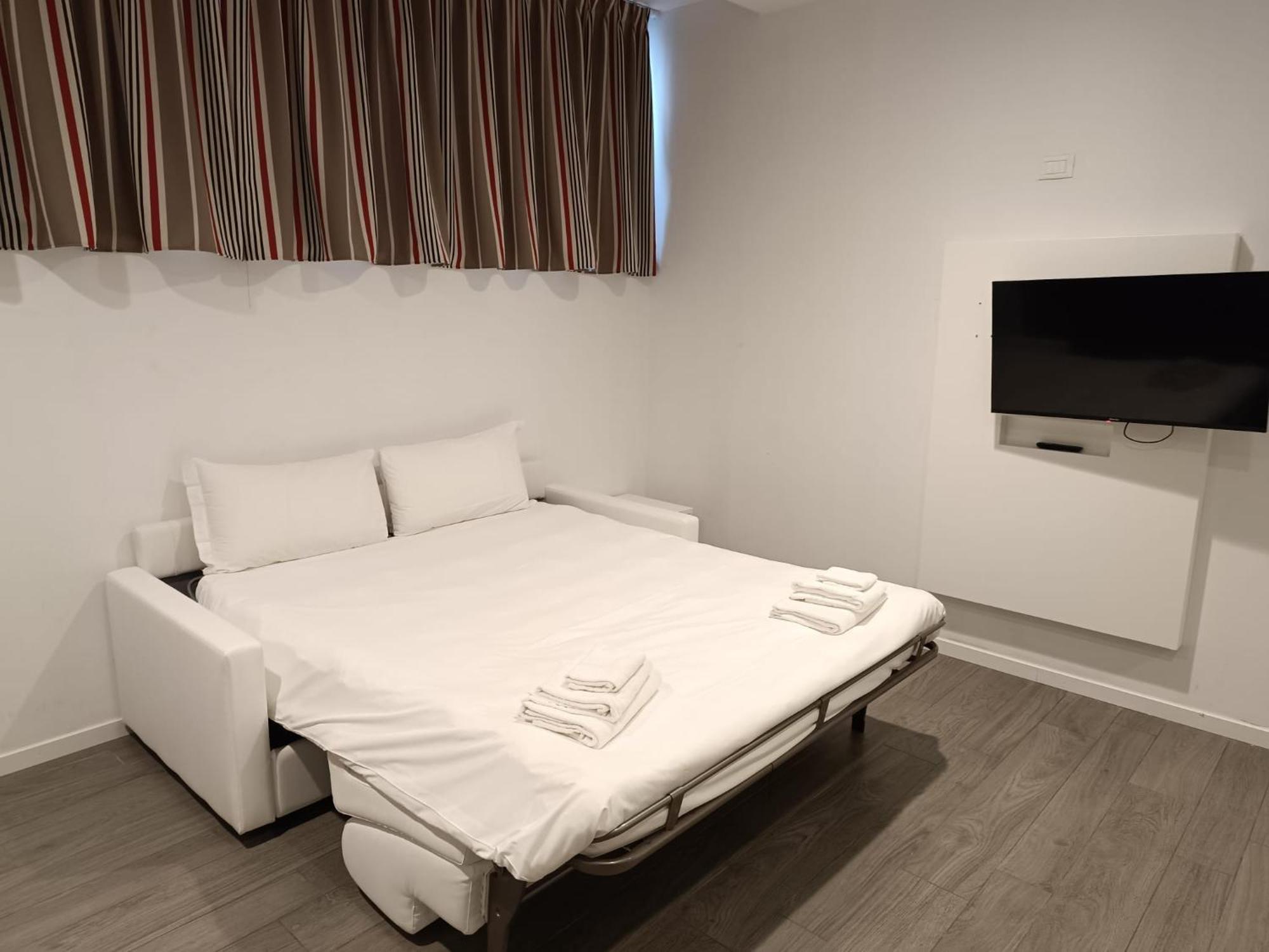 Fasthotel Linate เซกราเต ภายนอก รูปภาพ
